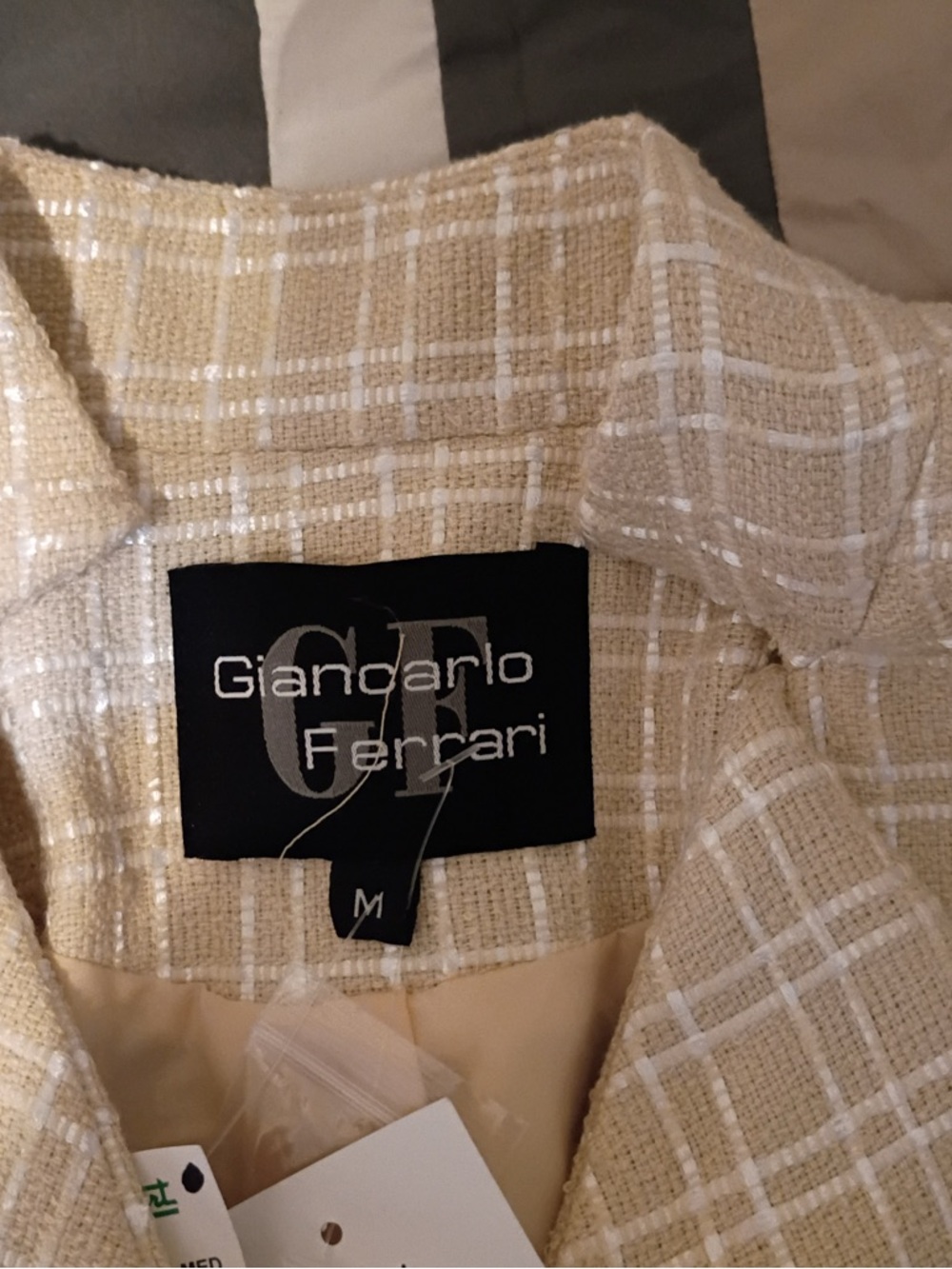 Women’s Cream Tweed Ruffle Collar Jacket - Picture 2 of 3